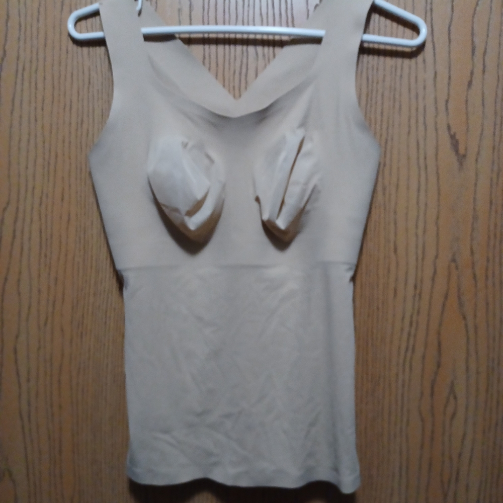 Evelyn & Bobbie Defy Bra Tank Size M